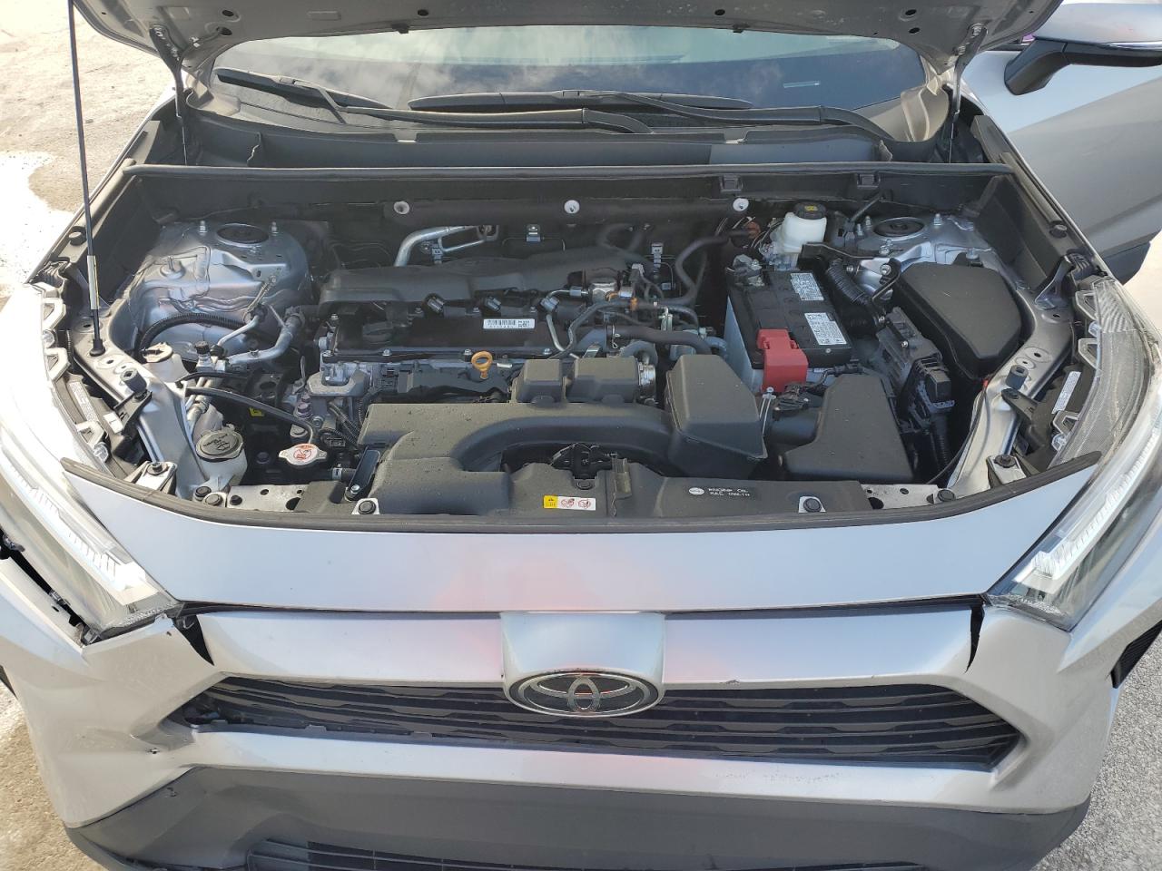 2022 TOYOTA RAV4 XLE VIN:2T3W1RFV3NC204133
