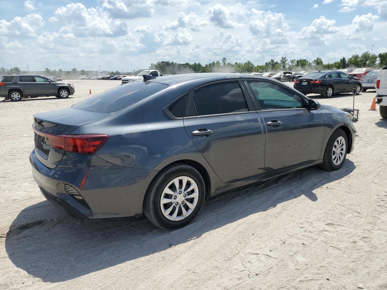 2022 KIA FORTE FE VIN:3KPF24AD5NE474912