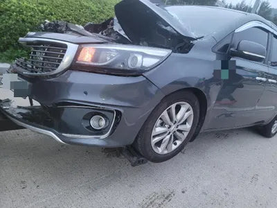 2015 Kia Carnival VIN: