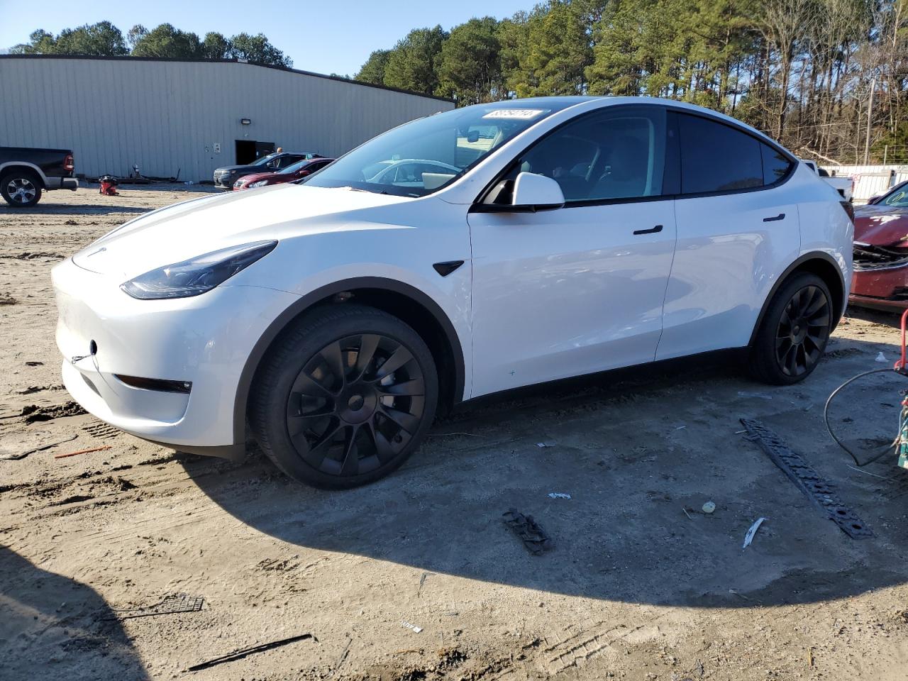 2024 TESLA MODEL Y  VIN:7SAYGAEE0RF160342