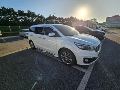 2015 Kia Carnival VIN: