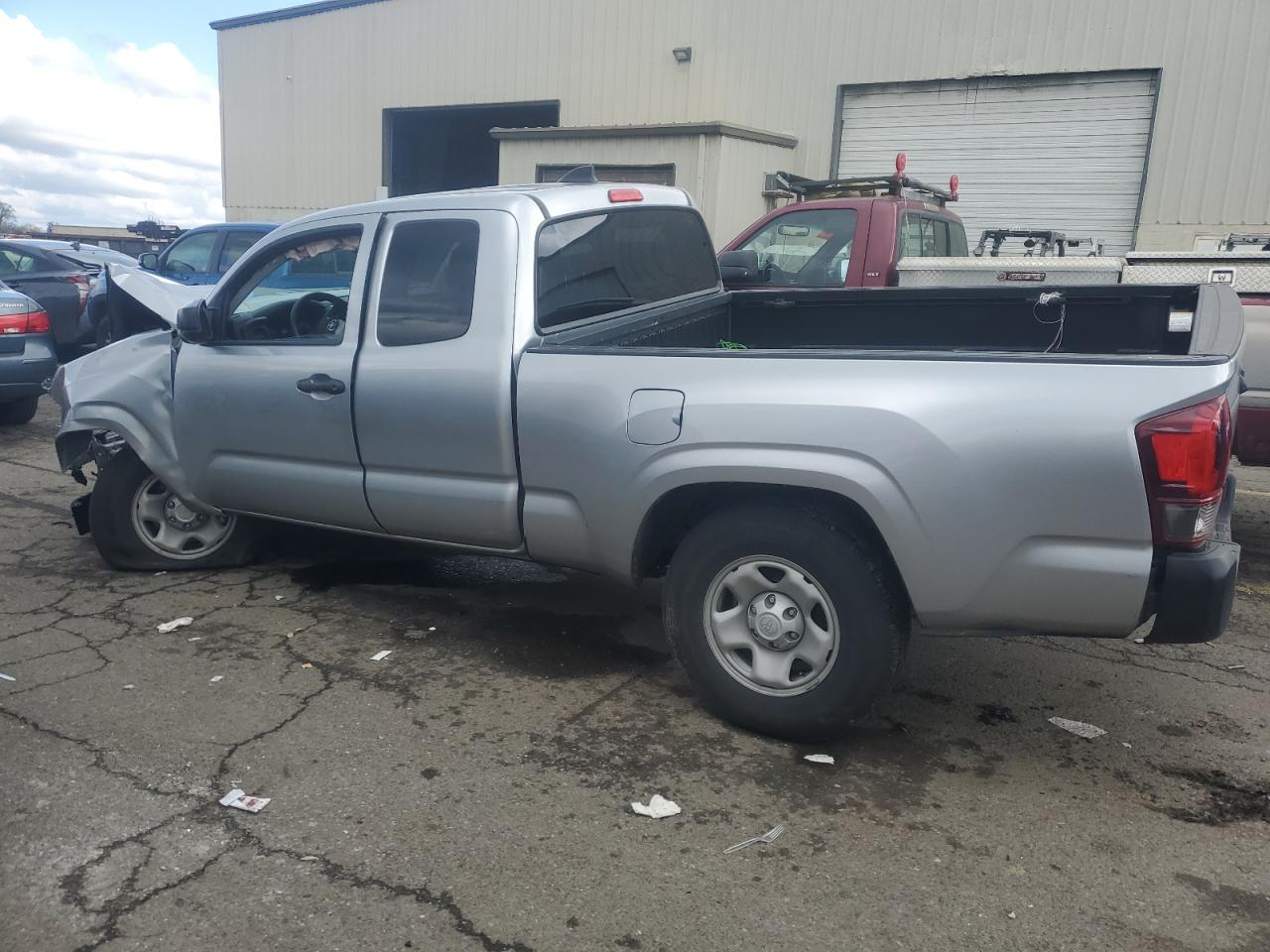 2022 TOYOTA TACOMA ACCESS CAB VIN:3TYRX5GN2NT055690