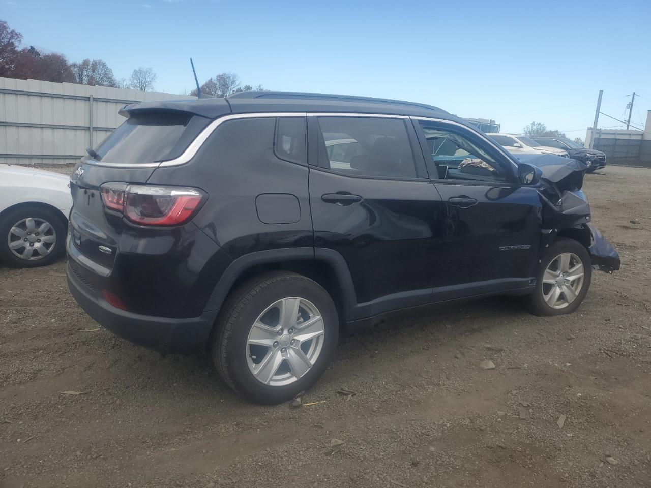 2022 JEEP COMPASS LATITUDE VIN:3C4NJDBB7NT128612