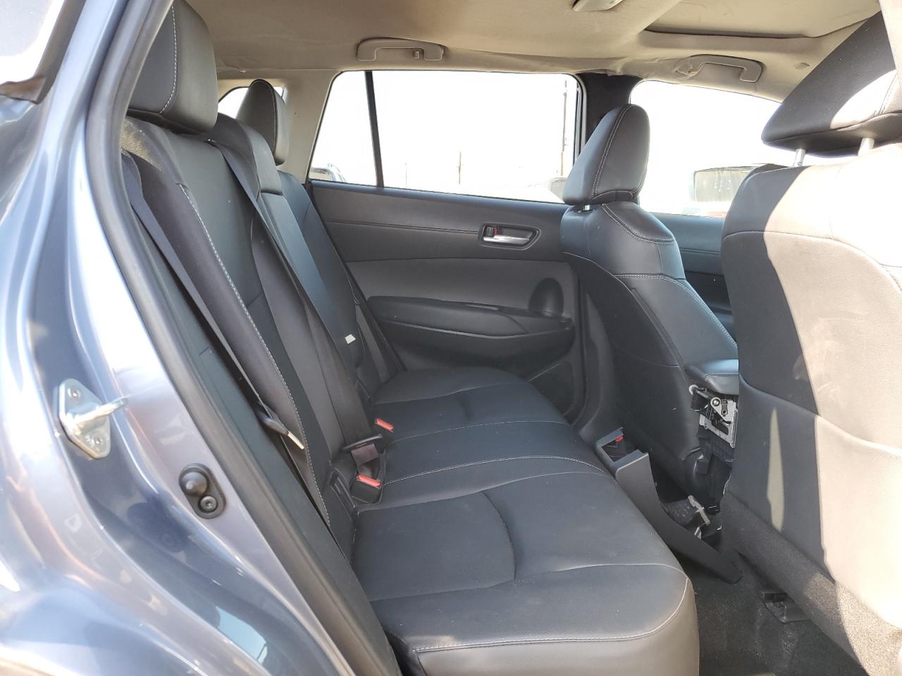 2022 TOYOTA COROLLA CROSS XLE VIN:7MUDAAAG7NV013189
