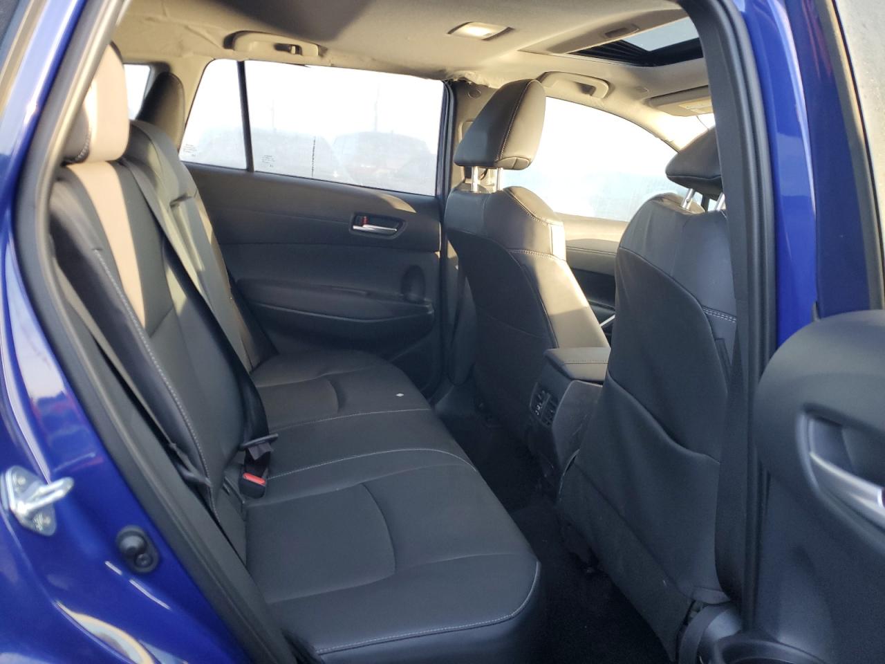 2024 TOYOTA COROLLA CROSS XLE VIN:7MUDAAAG3RV106099