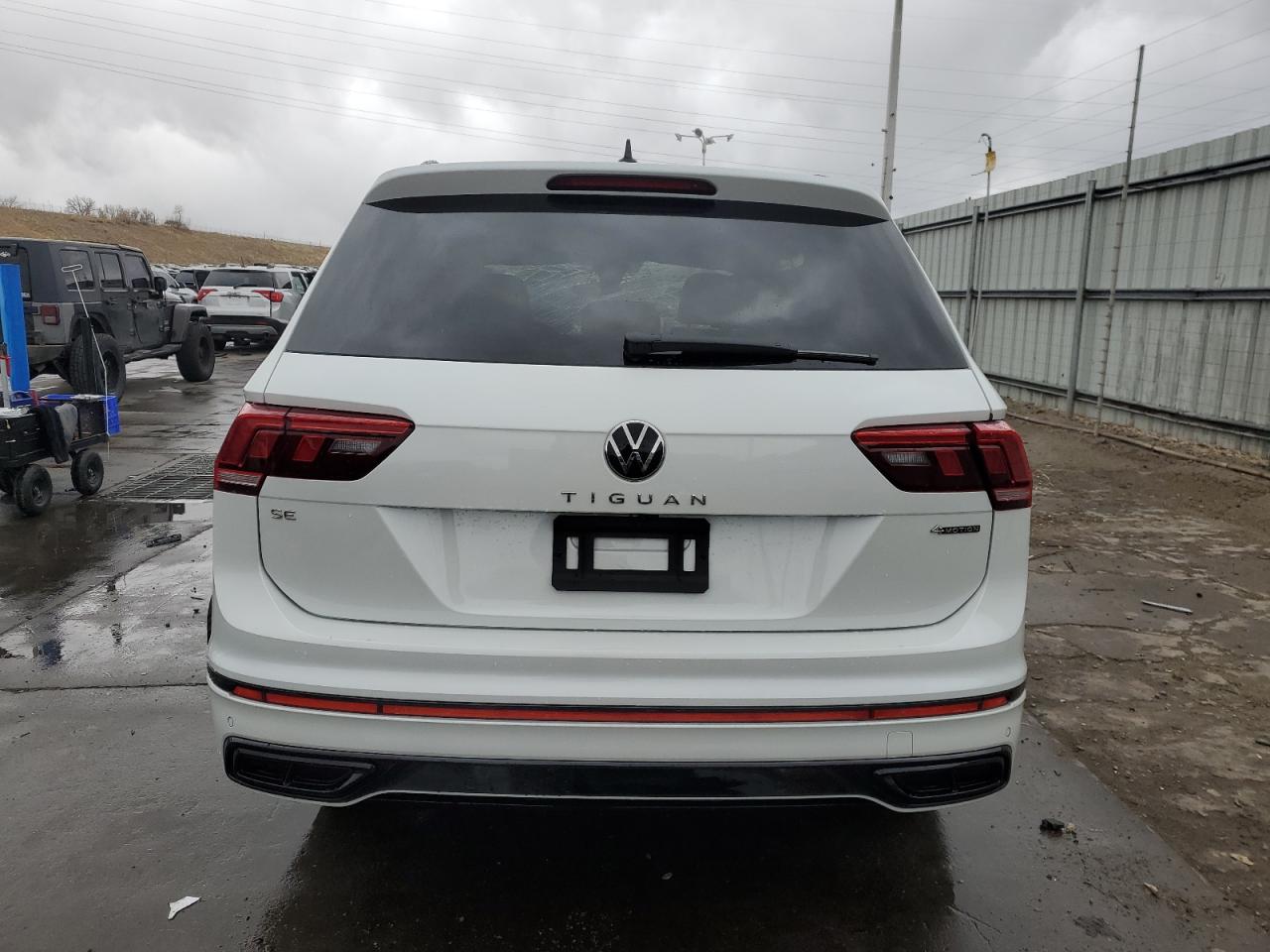 2024 VOLKSWAGEN TIGUAN SE R-LINE BLACK VIN:3VV8B7AX6RM190447