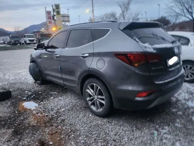 2016 Hyundai Santa FE KMHSW81UBGU677985 VIN:KMHSW81UBGU677985