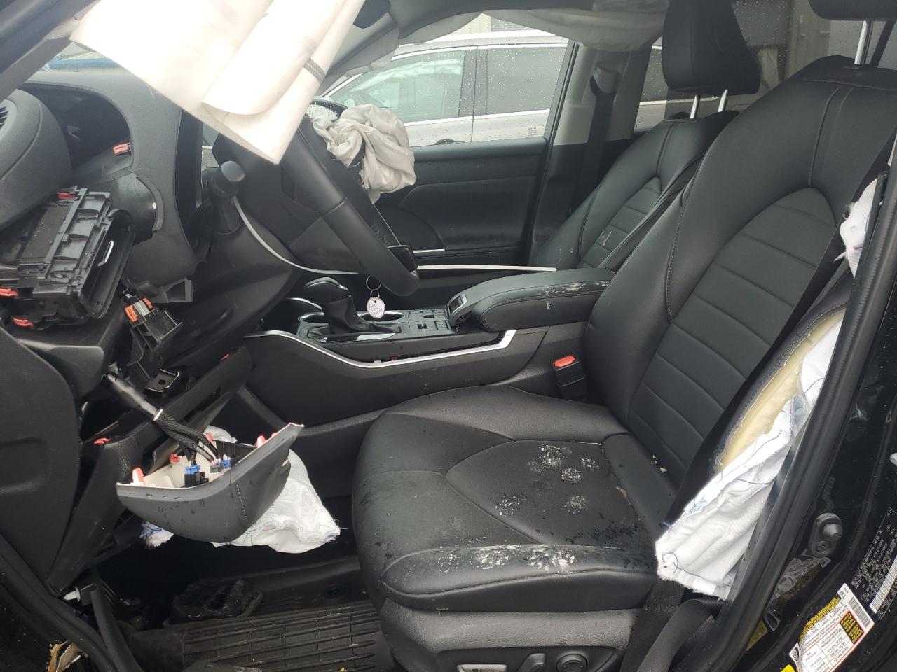 2024 TOYOTA HIGHLANDER LE VIN:5TDKDRBH2RS564473