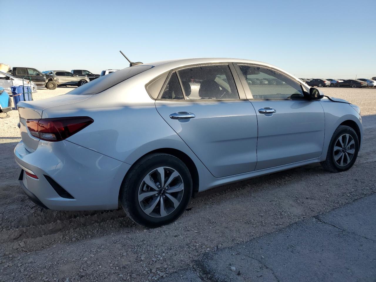 2022 KIA RIO LX VIN:3KPA24AD2NE505575