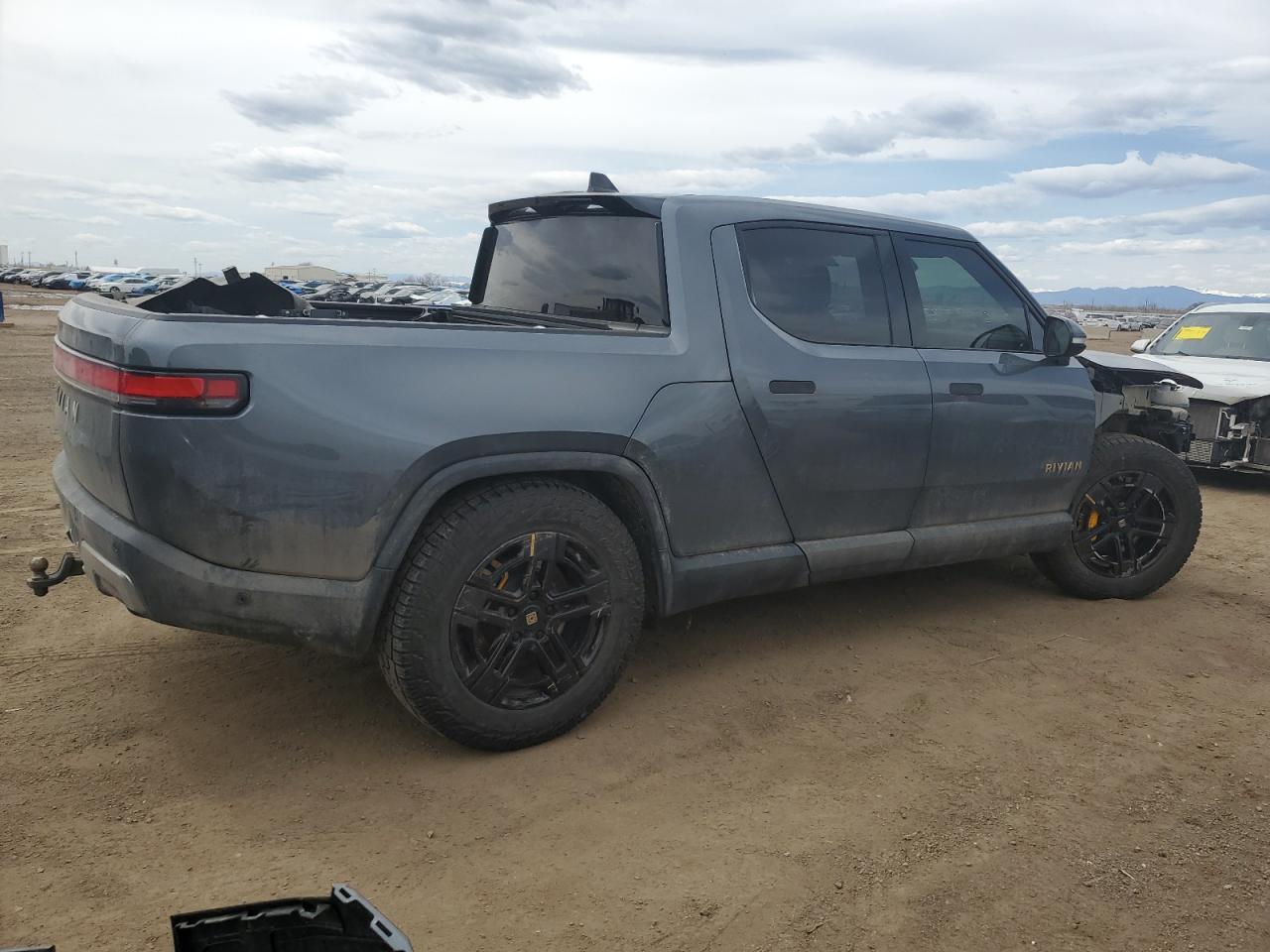 2023 RIVIAN R1T ADVENTURE VIN:7FCTGAAA3PN000801