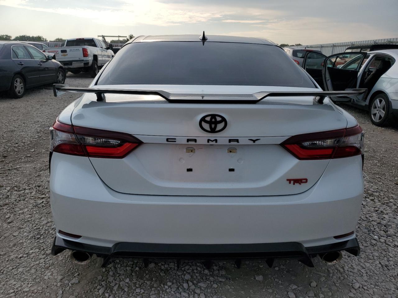 2022 TOYOTA CAMRY TRD VIN:4T1KZ1AK2NU068042