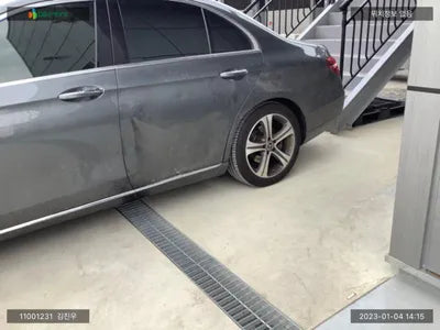 2019 Mercedes-Benz E 300 WDDZF4JB8KA605352 VIN:WDDZF4JB8KA605352