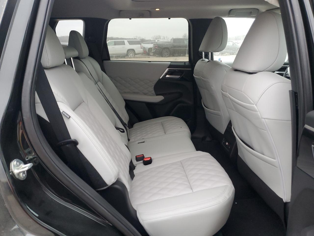 2024 MITSUBISHI OUTLANDER SEL VIN:JA4J4WA87RZ035248