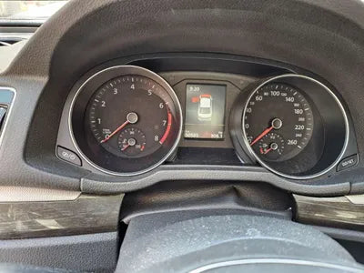 2018 Volkswagen Passat 1VWZZZA3ZJC051800 VIN:1VWZZZA3ZJC051800