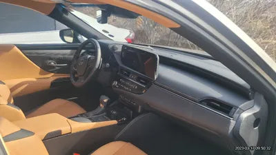 2021 Lexus ES 300 VIN: