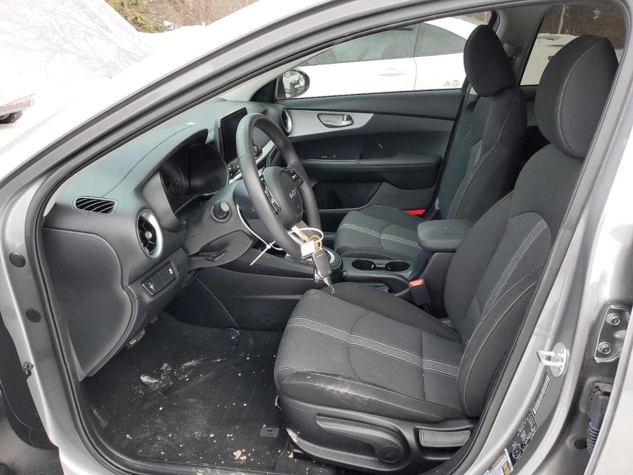 2024 KIA FORTE LX VIN:3KPF24ADXRE768263