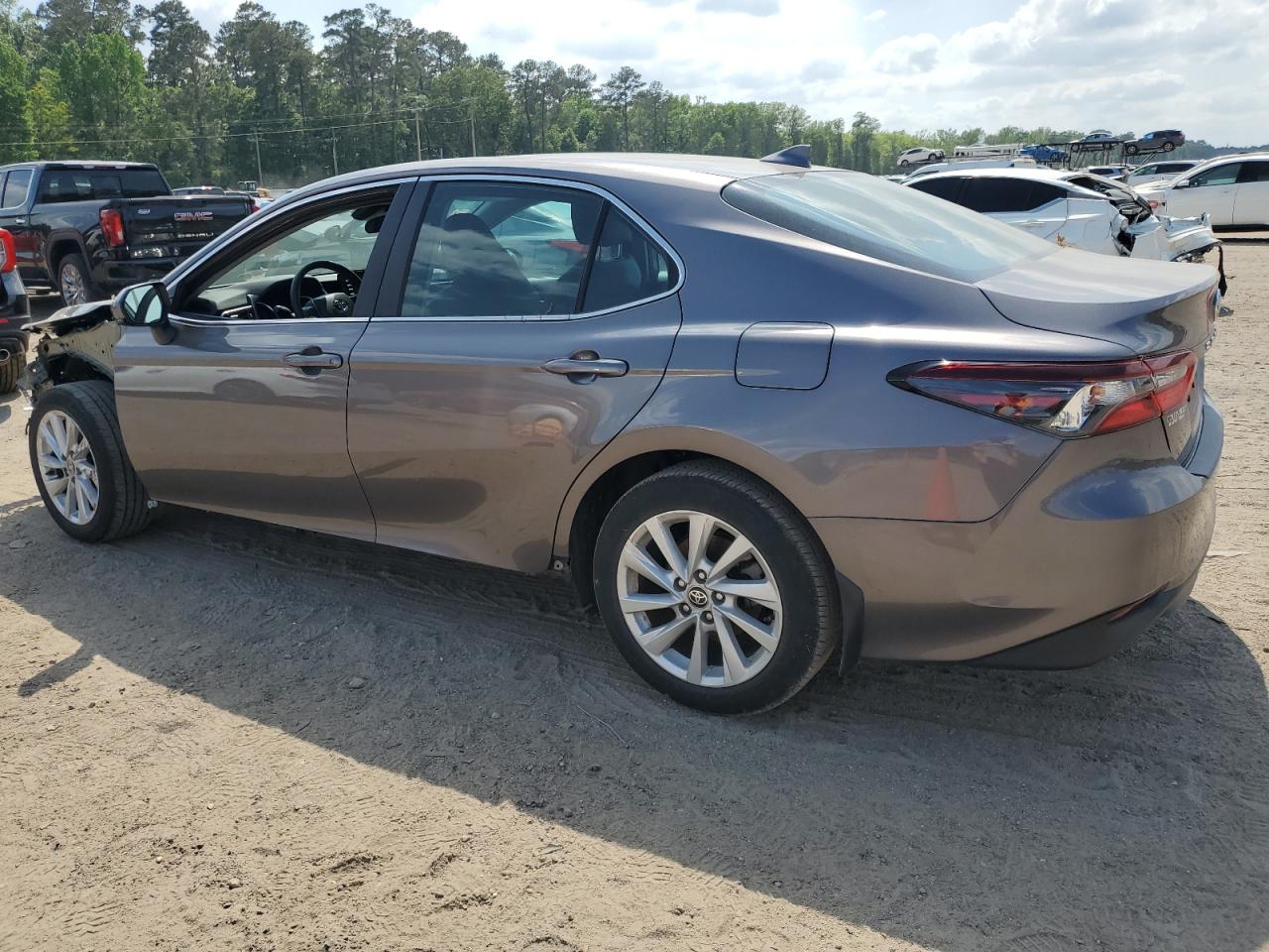 2022 TOYOTA CAMRY LE VIN:4T1C11AK4NU673949