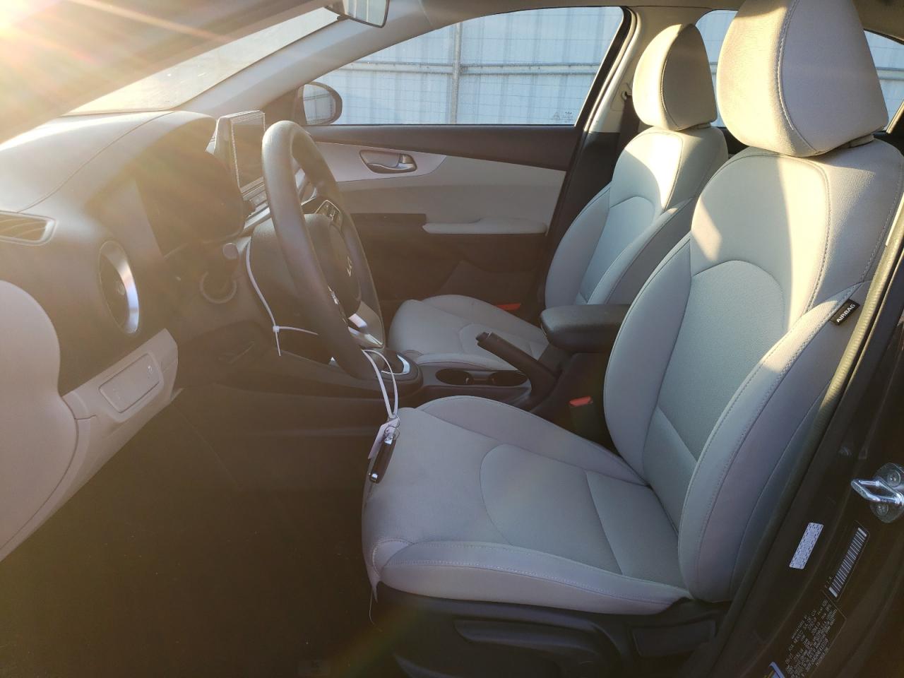 2022 KIA FORTE FE VIN:3KPF24AD4NE419108