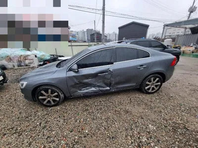 2018 Volvo S60 YV1FS79B0J2466713 VIN:YV1FS79B0J2466713