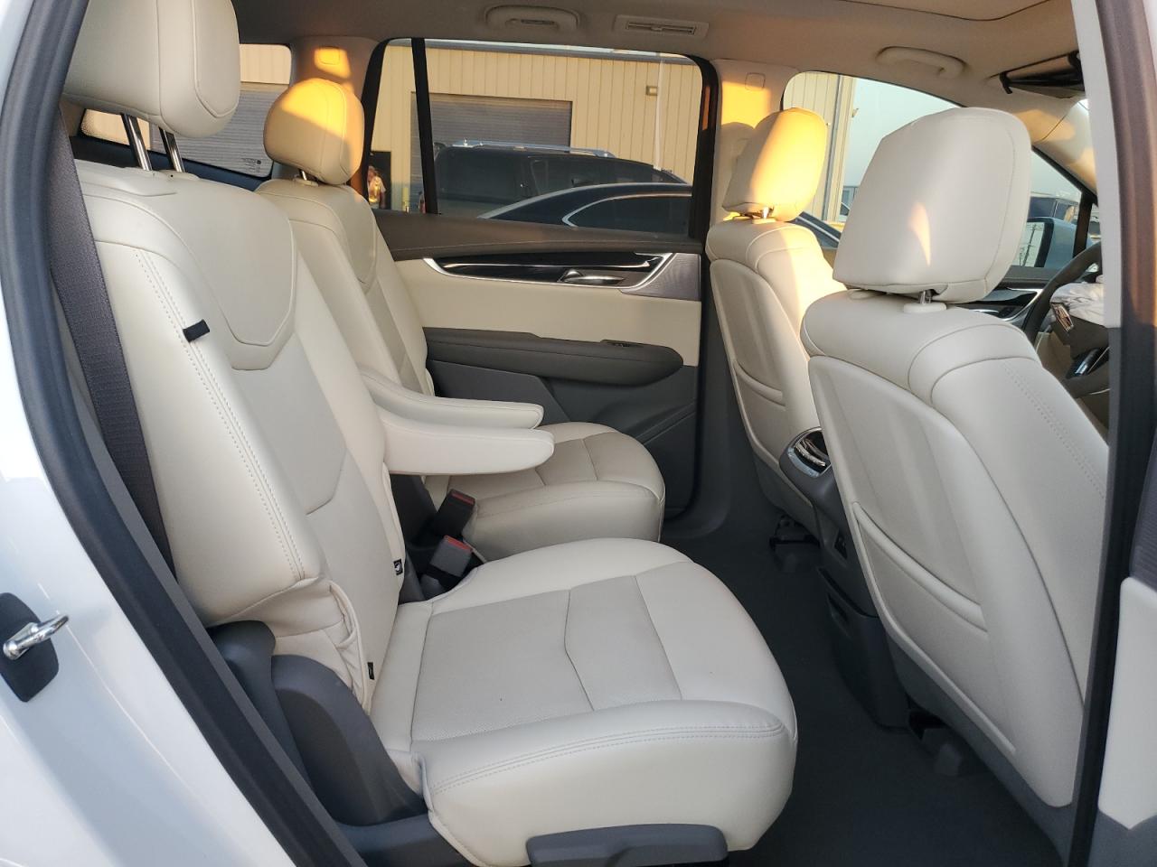 2024 CADILLAC XT6 PREMIUM LUXURY VIN:1GYKPDRS6RZ708725