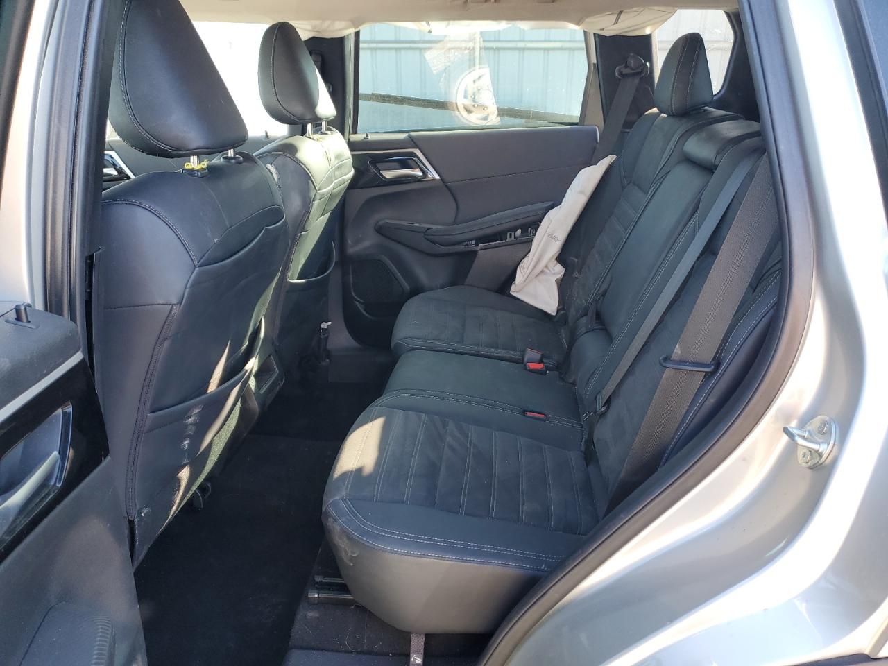 2023 MITSUBISHI OUTLANDER SE VIN:JA4J4UA88PZ039987