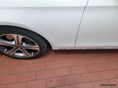 2019 Mercedes-Benz E 300 WDDZF4JB2KA672352 VIN:WDDZF4JB2KA672352