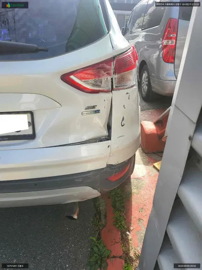 2015 Ford Escape 1FMCU9G95FUA29923 VIN:1FMCU9G95FUA29923
