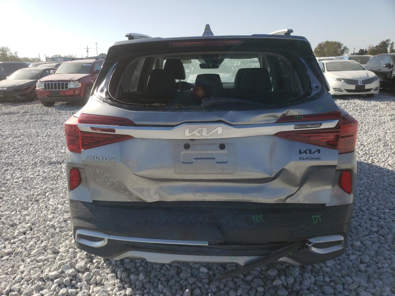 2023 KIA SELTOS SX VIN:KNDETCA27P7456786