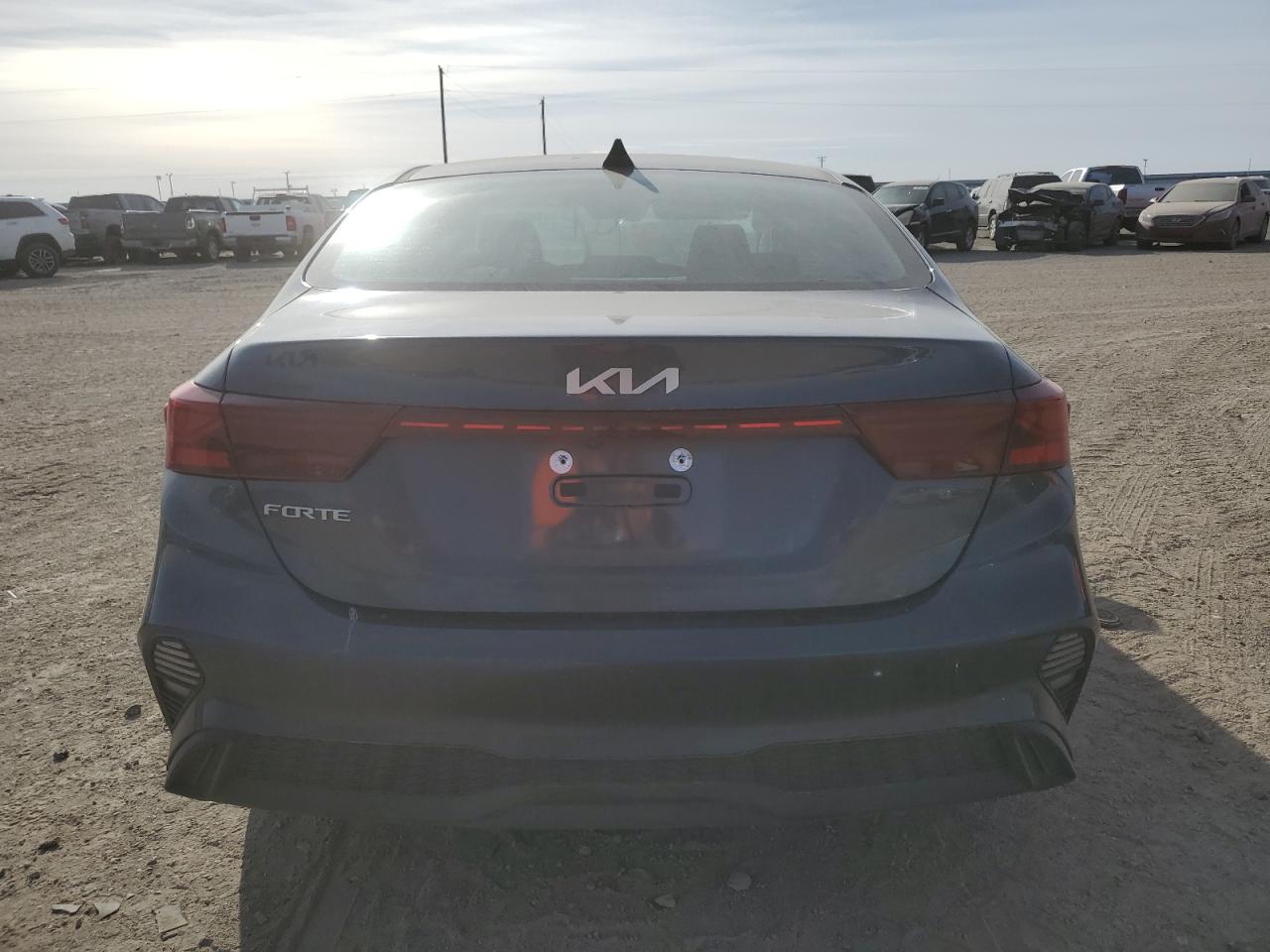 2024 KIA FORTE LX VIN:3KPF24AD3RE729935