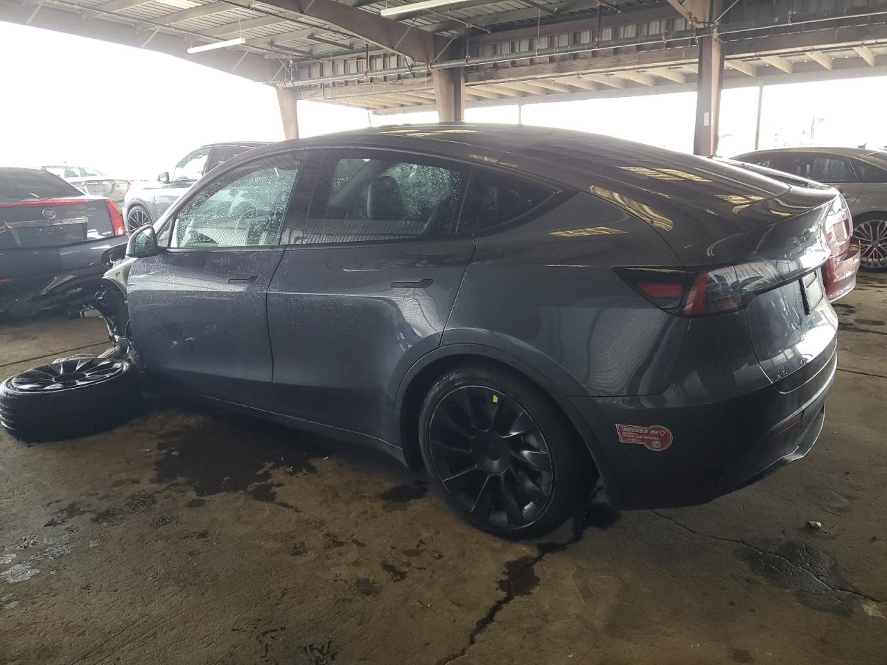 2023 TESLA MODEL Y  VIN:7SAYGAEE5PF838581