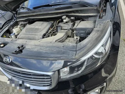 2017 Kia Carnival VIN: