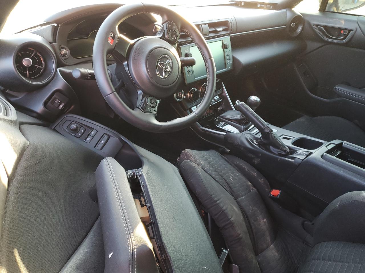 2022 TOYOTA GR 86  VIN:JF1ZNBC1XN8758550