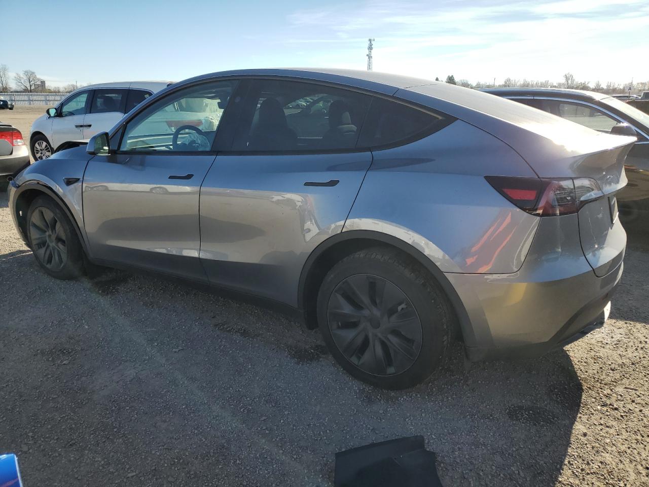 2024 TESLA MODEL Y  VIN:LRWYGDFD6RC673223