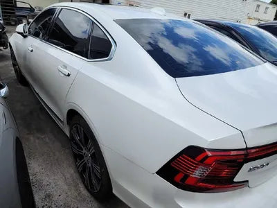 2021 Volvo S90 VIN: