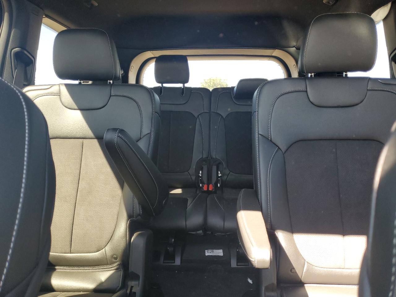 2024 JEEP GRAND CHEROKEE L LAREDO VIN:1C4RJKAG7R8563444