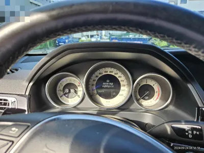 2016 Mercedes-Benz E 250 VIN: