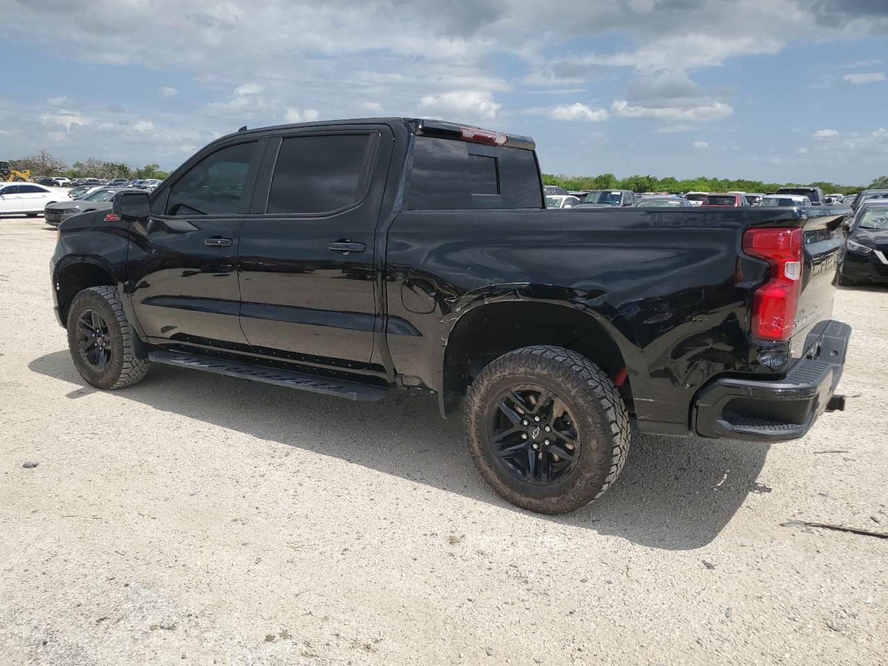 2022 CHEVROLET SILVERADO K1500 LT TRAIL BOSS VIN:3GCUDFED3NG526825