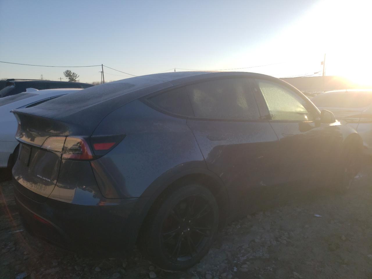 2023 TESLA MODEL Y  VIN:7SAYGAEE8PF942790