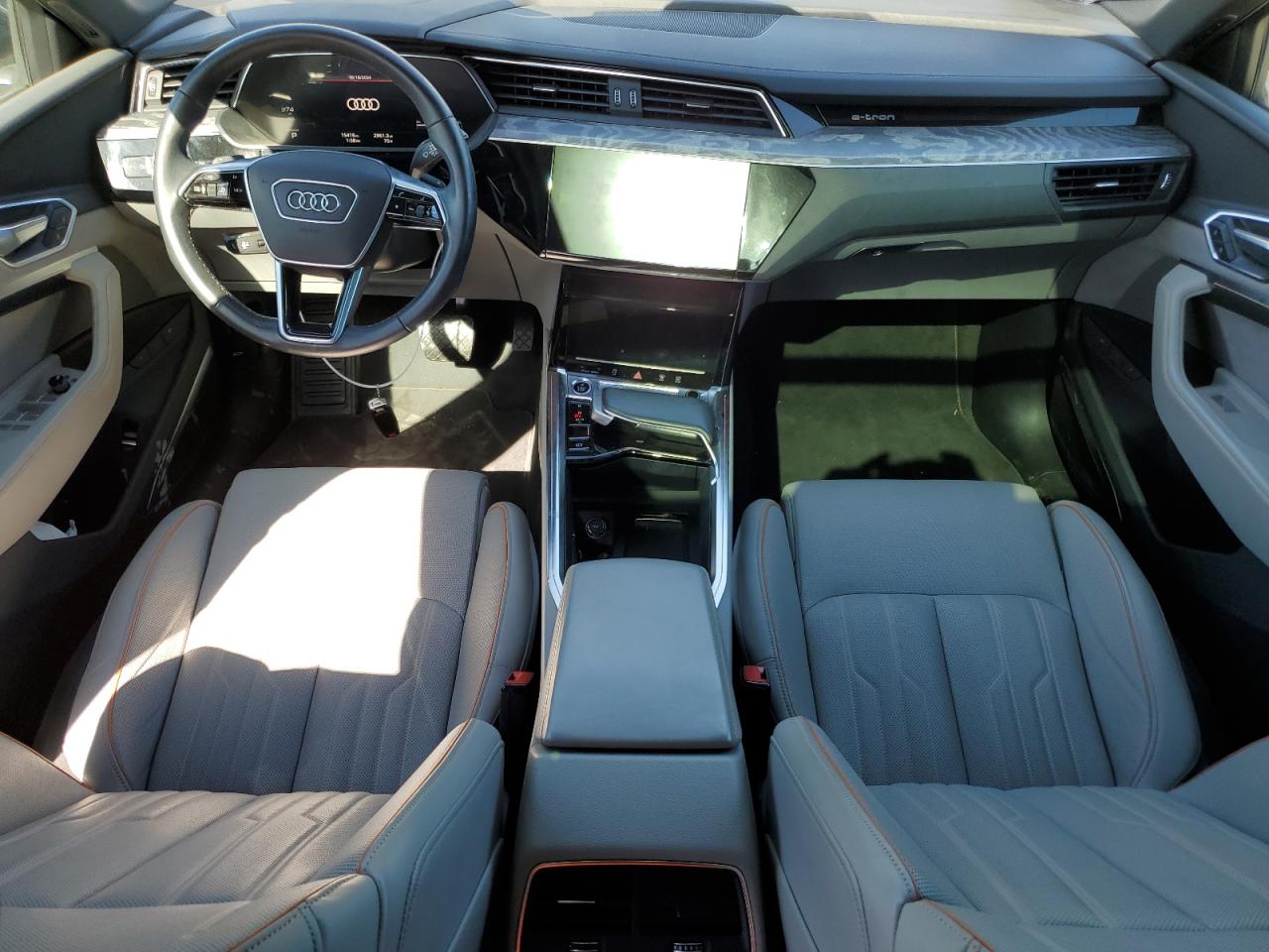 2022 AUDI E-TRON CHRONOS VIN:WA1VABGE4NB040071