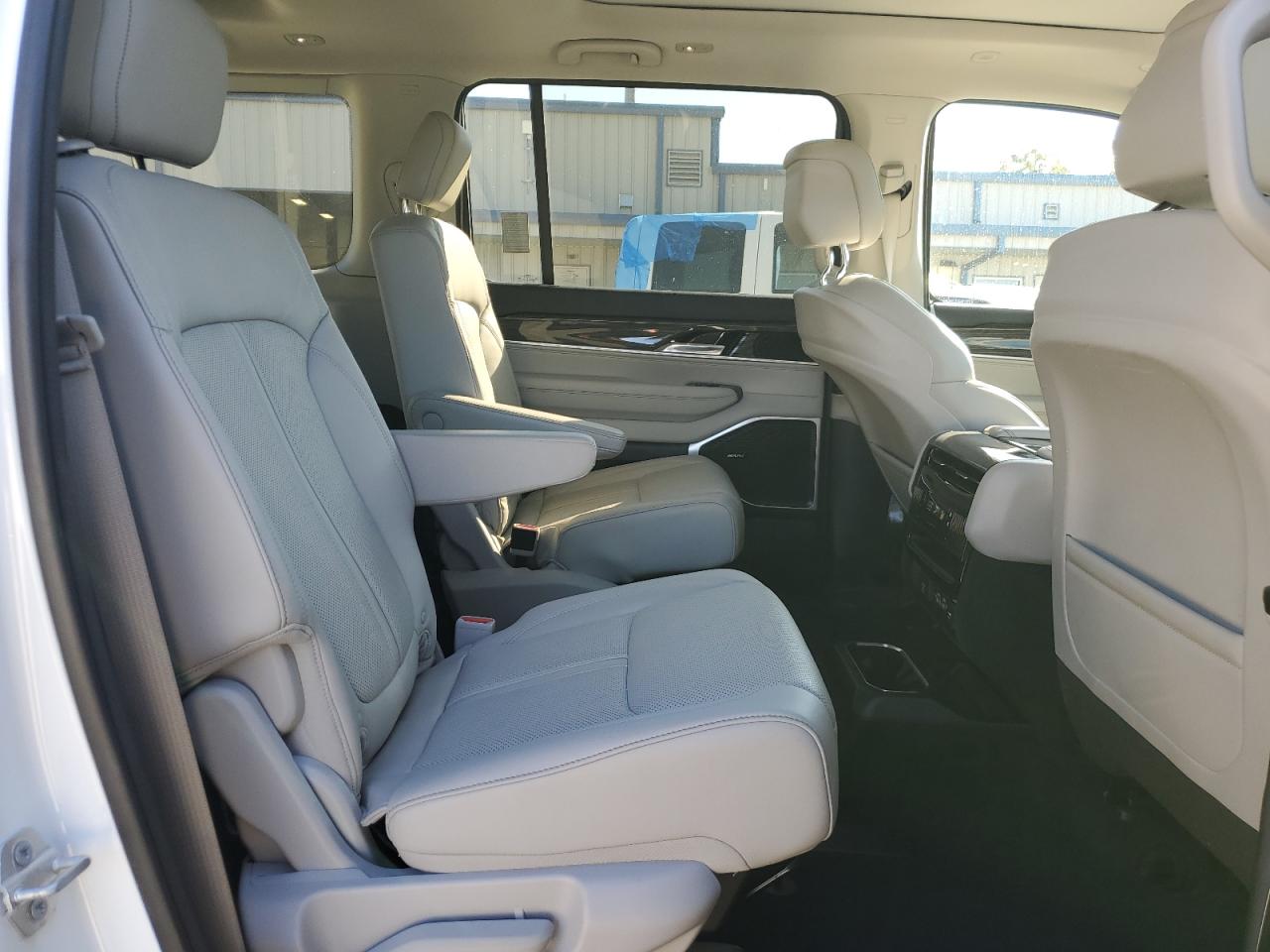 2022 JEEP WAGONEER SERIES II VIN:1C4SJUBT6NS115234