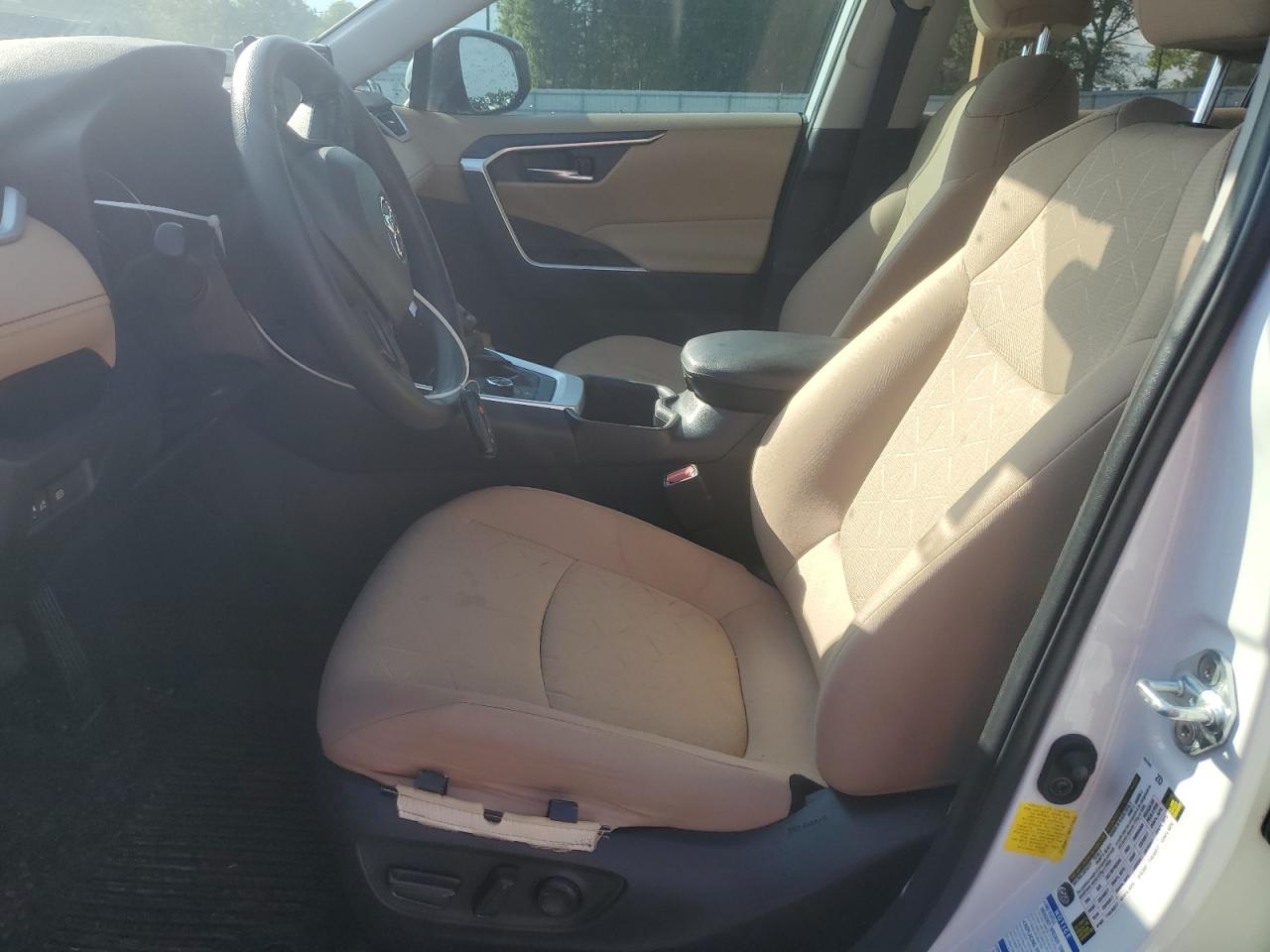 2022 TOYOTA RAV4 XLE VIN:2T3RWRFV7NW132060