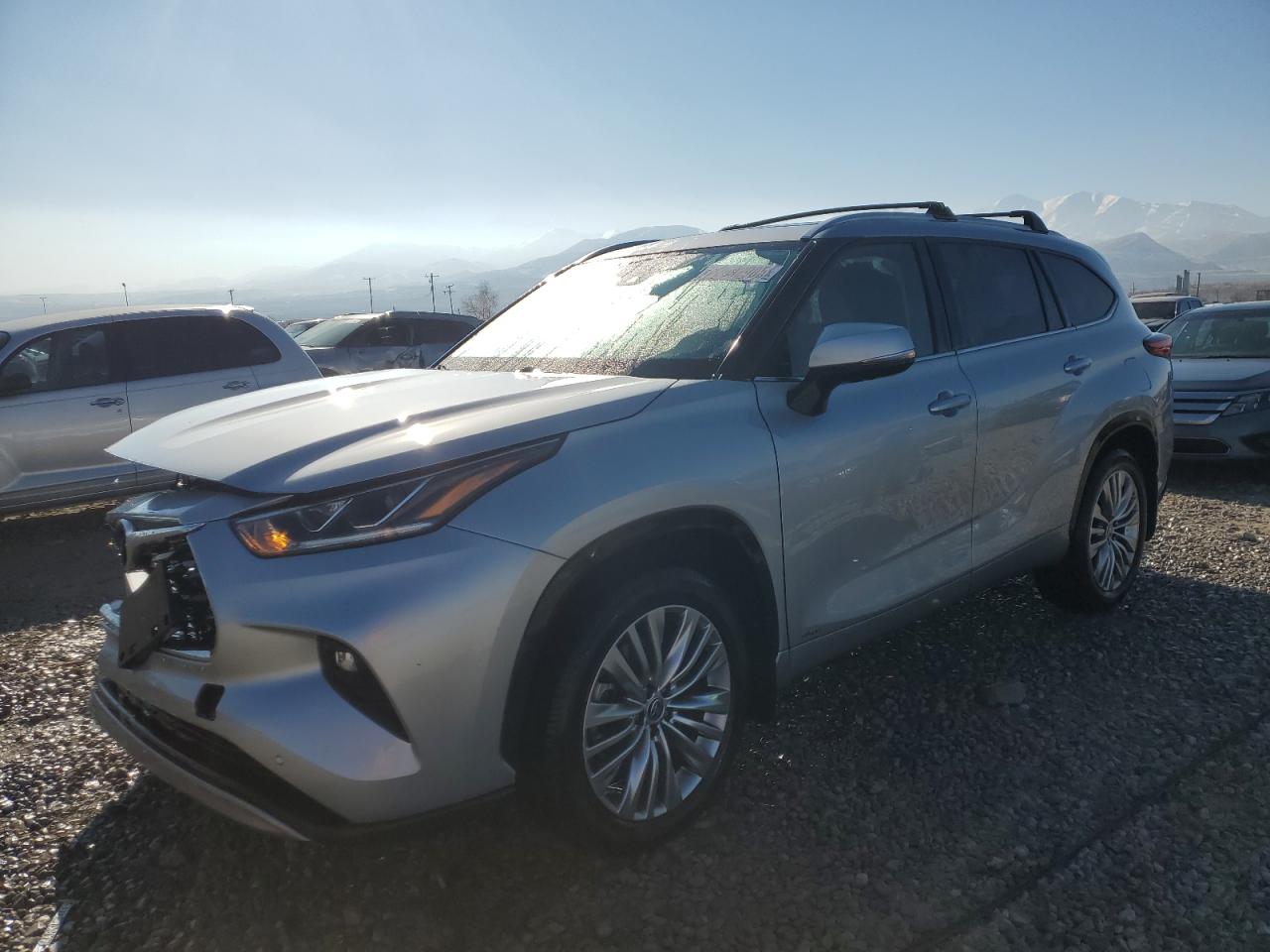2022 TOYOTA HIGHLANDER HYBRID PLATINUM VIN:5TDEBRCH4NS090490