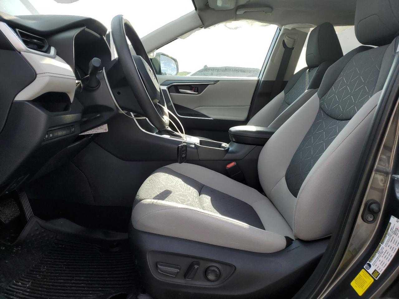 2023 TOYOTA RAV4 XLE VIN:2T3W1RFV8PC233081