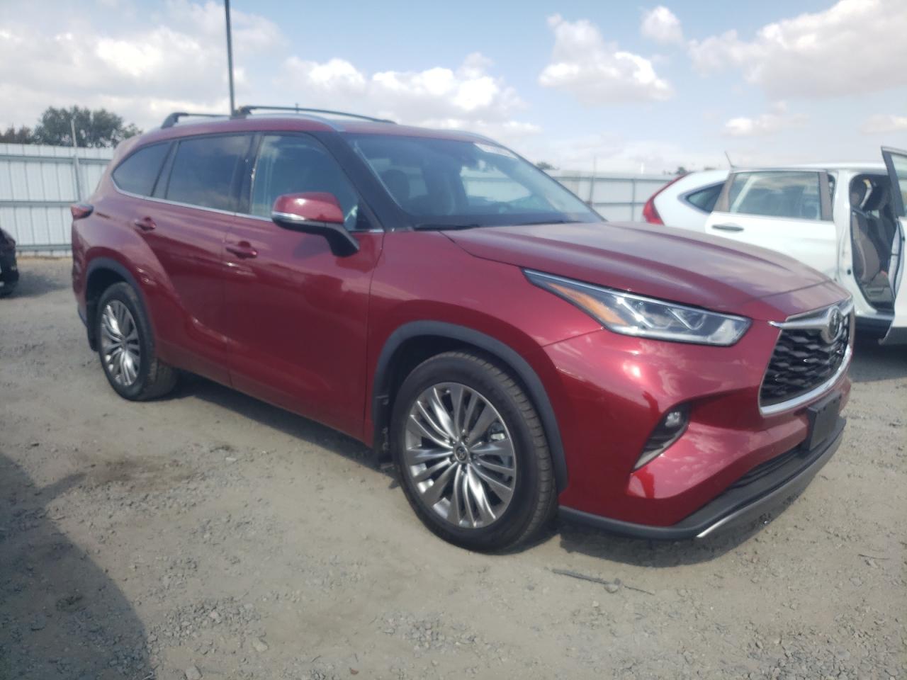 2022 TOYOTA HIGHLANDER PLATINUM VIN:5TDFZRBH6NS175753