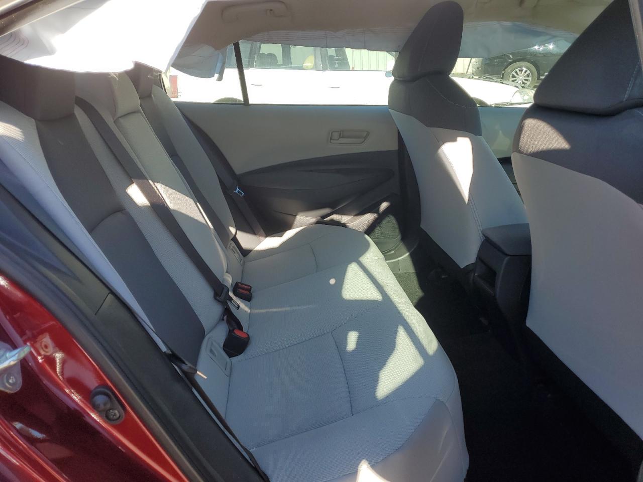 2022 TOYOTA COROLLA LE VIN:5YFEPMAE5NP377214