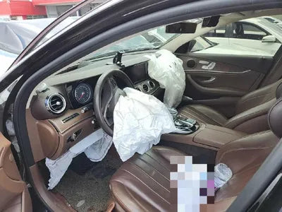 2016 Mercedes-Benz E 220 VIN: