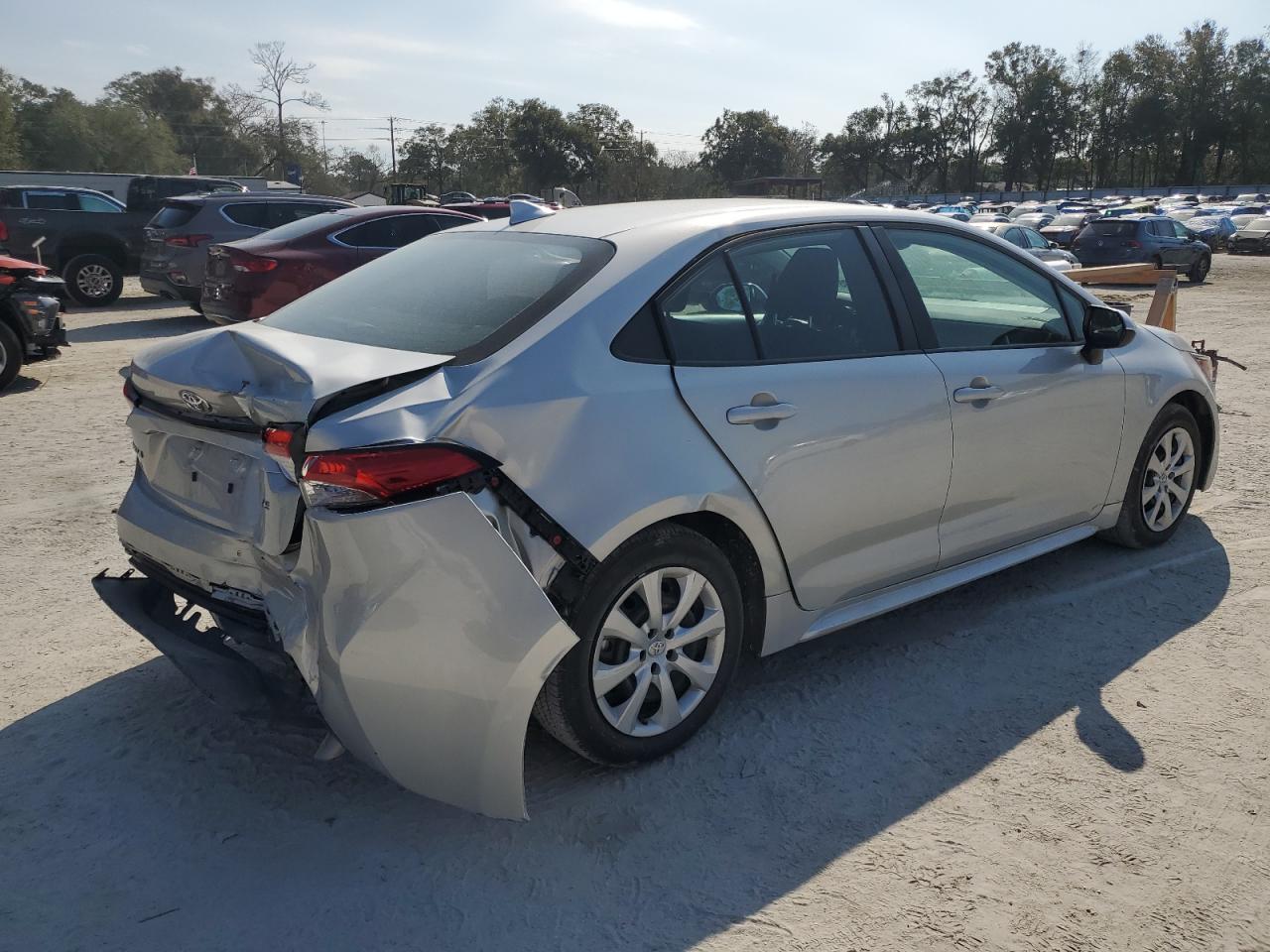 2024 TOYOTA COROLLA LE VIN:5YFB4MDE3RP171077