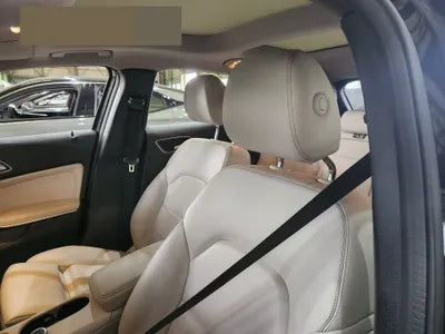 2019 Mercedes-Benz GLA 220 VIN: