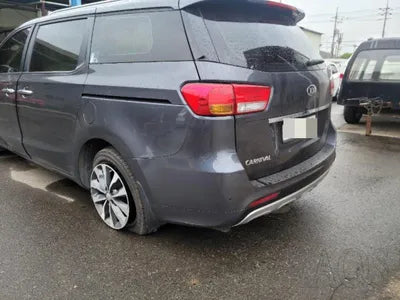 2015 Kia Carnival VIN:
