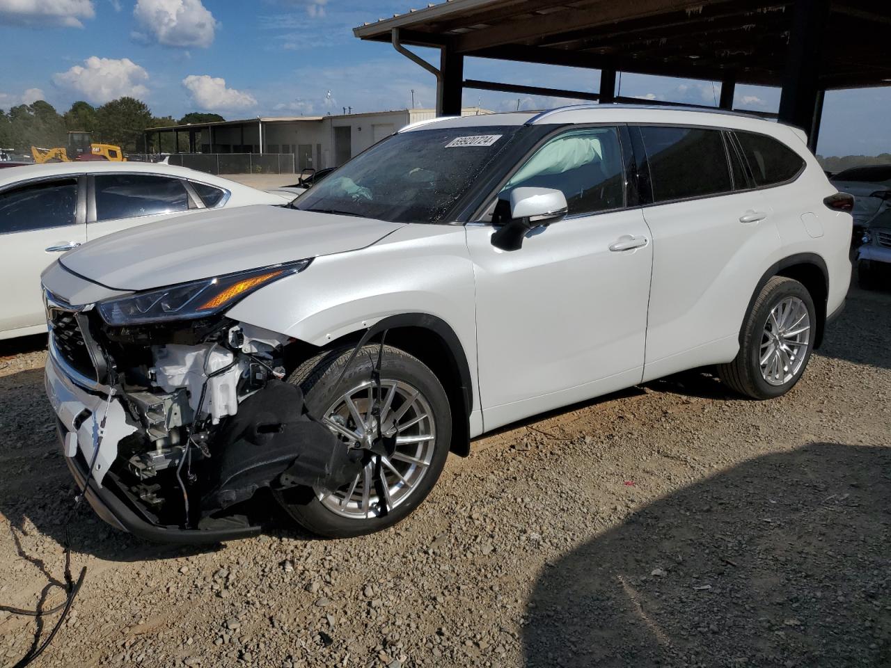 2024 TOYOTA HIGHLANDER LE VIN:5TDKDRAH1RS535676